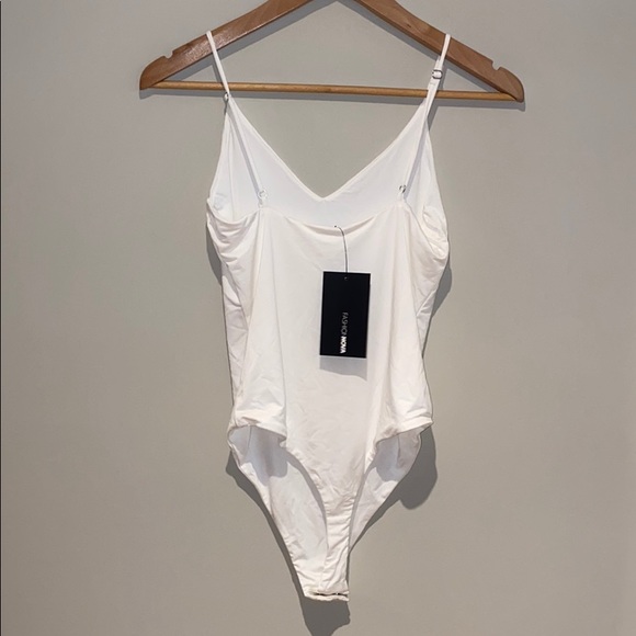 Fashion Nova Here To Stay Bodysuit - Picture 4 of 6